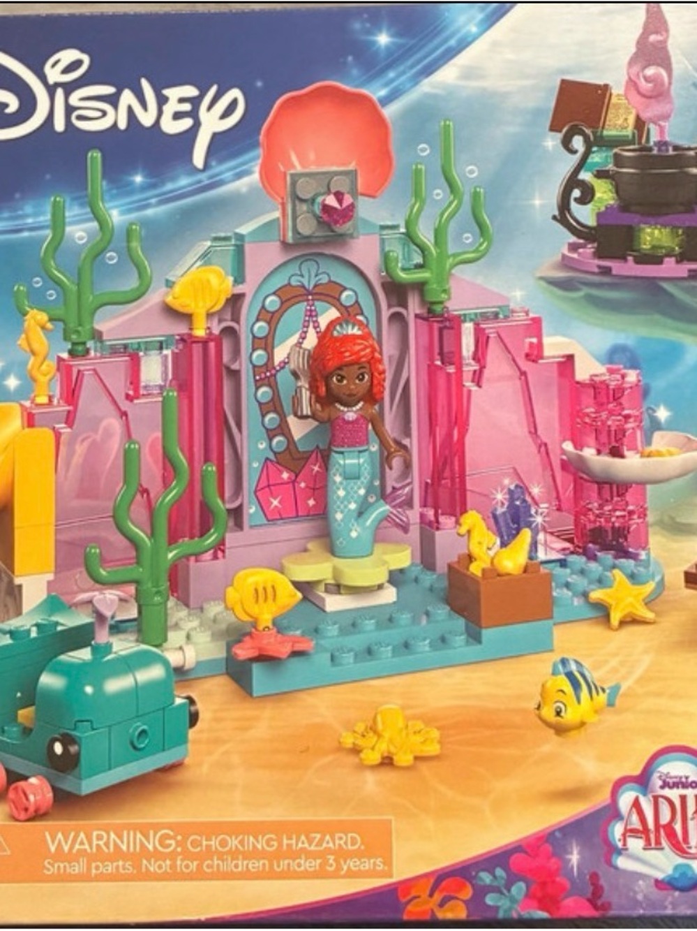 Lego Disney Ariel Underwater Playset in Pink, Teal, Green, Yellow